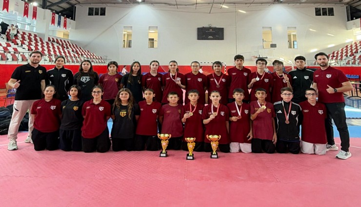 Aydınlı sporculardan Kütahya’da 8 madalyalı başarı