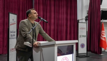Bornova’da hayat boyu öğrenme heyecanı: 3. Yaş Üniversitesi’nde yeni dönem