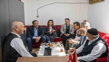 Bornova’da hizmetler sahada şekilleniyor: Eşki mahalle mahalle geziyor