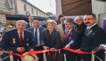 Buca’da tarihi köşkün hamamı sanata kazandırıldı