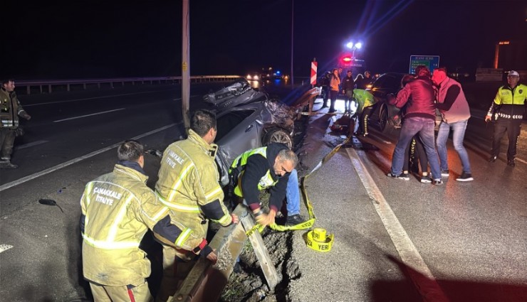 Çanakkale'de feci kaza: 2 genç hayatını kaybetti