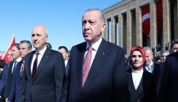 Cumhurbaşkanı Erdoğan başkanlığındaki devlet erkanı Anıtkabir’i ziyaret etti