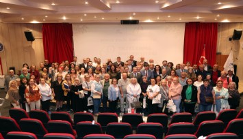DEÜ’de 60+ Tazelenme Üniversitesi başladı: İlk dersi Rektör Yılmaz verdi