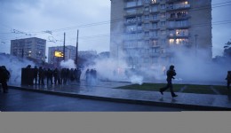 Fransa'da sokaklar bir kez daha karıştı: Bin kişi gözaltında