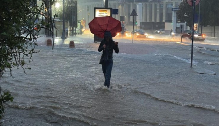 İstanbul’da sağanak felaketi: 2 kişi hayatını kaybetti