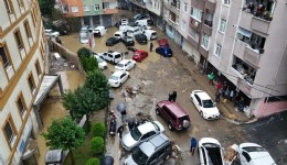 İstanbul’da sel felaketi: Can kaybı 4’e yükseldi