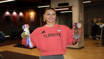 İzmirli milli tekvandocu Hatice Pınar Yiğitalp’ten altın madalya serisi