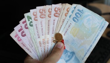 KKTC’de milletvekillerinin 450 bin TL’lik maaşına itiraz