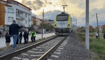 Kütahya’da trenin çarptığı 18 yaşındaki genç hayatını kaybetti