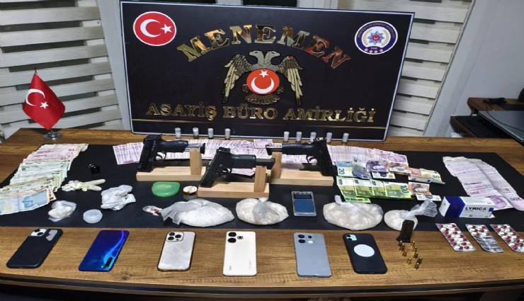 Menemen’de uyuşturucu operasyonu: 1 kilo metamfetamin ve ruhsatsız silahlar ele geçirildi