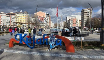 TÜİK'e göre İzmirliler mutlu değil, Kütahya en mutlu 5 kent arasında