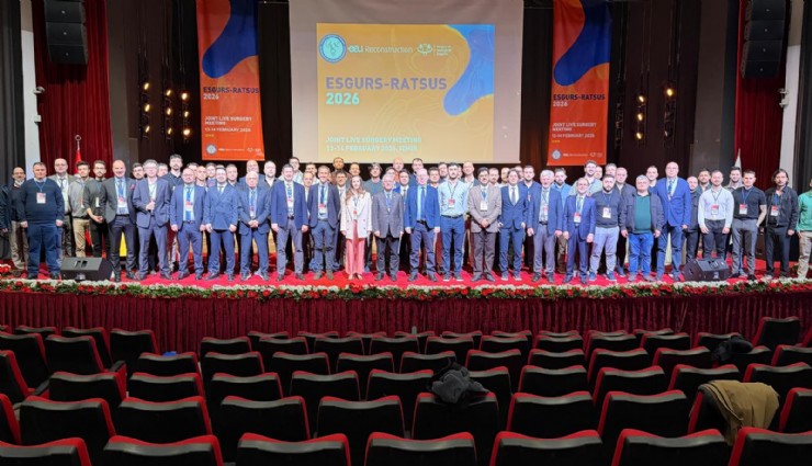 Avrupa’nın ünlü ürologları DEÜ’de canlı cerrahi gerçekleştirdi