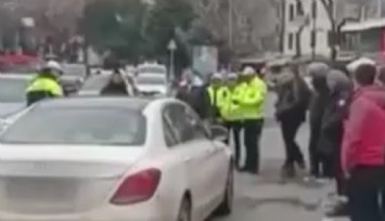 Beşiktaş Bebek’te yolun ortasında dans edip trafiği felç etti