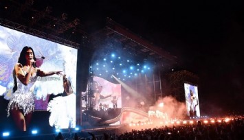 Dua Lipa’nın İzmir sözleri sosyal medyayı salladı