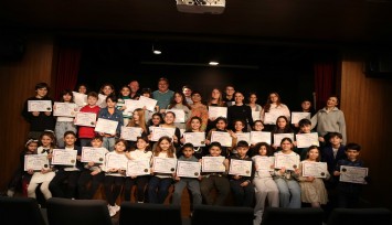 Folkart Academy’nin çocuk mezunları