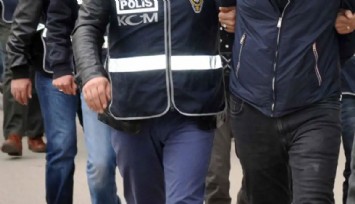 İzmir’de dolandırıcılık zanlısı polis ekiplerince yakalandı