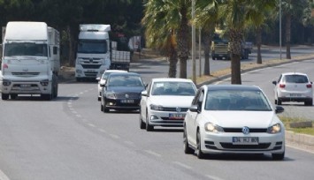 İzmir’de trafiğe kayıtlı araç sayısı 2 milyon 106 bin 883 oldu