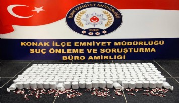 İzmir’de uyuşturucu baskını: Yarım milyon hap ve kokain ele geçirildi