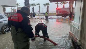 İzmir’de yarım yüzyılda bir görülen hava hareketleri var