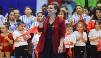 Karabağlar ’da sömestr spor şenliği bayram havasında geçti