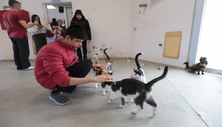 Konak’ta kalpleri ısıtan buluşma