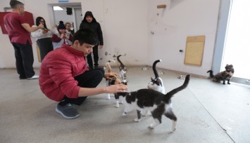 Konak’ta kalpleri ısıtan buluşma