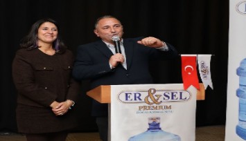 Krizde geri adım değil yatırım: İzmirli Doğan çifti 2026'da 100 bayi hedefliyor