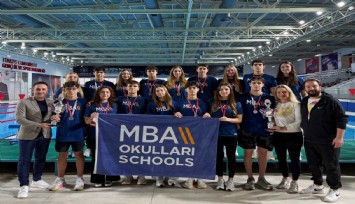 MBA okulları Dokuz Eylül Kampüsü yüzmede Türkiye zirvesinde