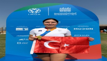 Milli yüzücü Bengisu Avcı, Abu Dhabi’de dünya şampiyonu oldu