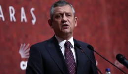 Özgür Özel, İhlas Holding CEO'su Mücahit Ören'e böyle seslendi: 'Layığını bulacaksın!'