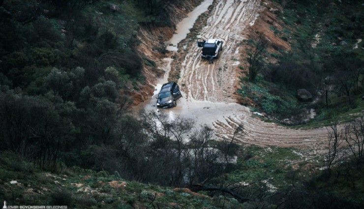 Yamanlar’da sağanak alarmı: Mahsur kalan 3 kişi kurtarıldı