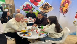 Yaş meyve sebze sektörü 4 milyar dolar ihracat hedefi için Almanya’ya çıkarma yaptı