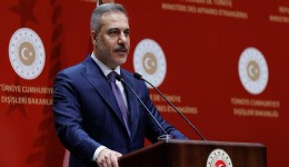 Dışişleri Bakanı Fidan, İran Dışişleri Bakanı Arakçi'ye füze tepkisi