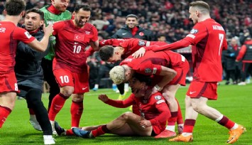 Dünya Kupası'na bir adım kaldı: A Milliler, Romanya'yı dize getirdi: 1-0