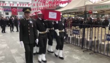 Şehit Binbaşı Sinan Taştekin memleketi Isparta’da ebediyete uğurlandı