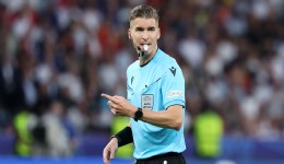 Türkiye - Romanya maçını François Letexier yönetecek