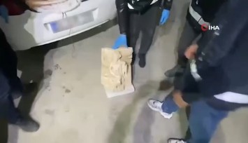 Edirne’de yurt dışına kaçırılmak istenen 2 bin yıllık heykel ele geçirildi