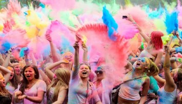 Holiboya satışı artıyor: Festival sezonu öncesi talep yükseldi