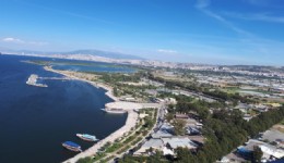 İnciraltı için yeni planlama süreci çağrısı: İzmir el birliğiyle geleceğe hazırlanmalı