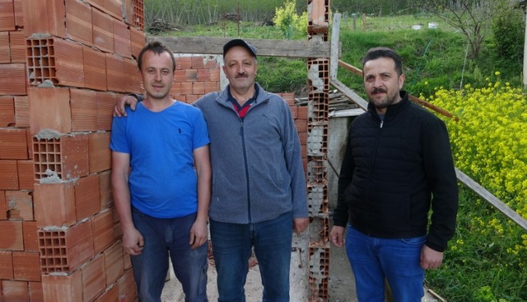 Karadeniz usulü çözüm: Duvarı yıkmadan 1 metre taşıdılar