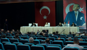 Konak meclisi’nden esnafı ilgilendiren hamle: Ruhsat ücretleri yeniden düzenleniyor