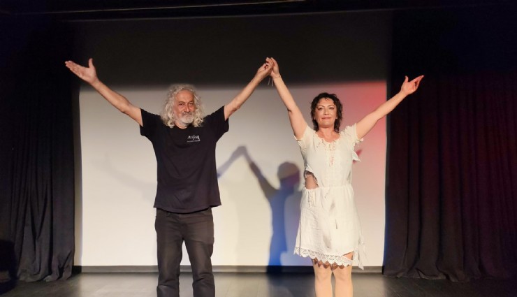 Martı & Maria İzmir’de sahnelendi: Kadınların ortak hafızası ve direnişi aynı sahnede