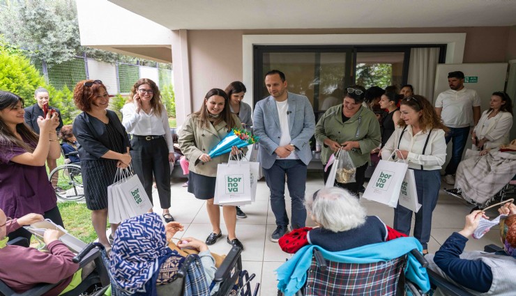 Bornova’da Anneler Günü’ne sevgi,dayanışma ve duygu dolu kutlama