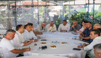 Bornova’da muhtarlarla ortak çözüm masası kuruldu