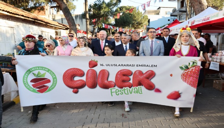 Emiralem Çilek Festivali'negörkemliaçılış