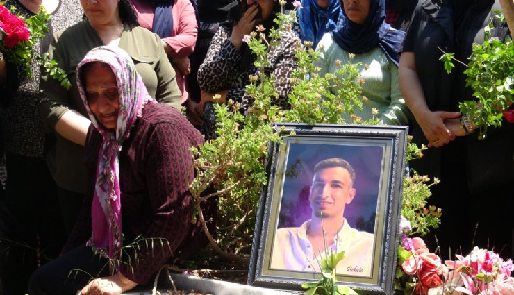 Hatay’da acı veda: Anne feryadı yürek dağladı