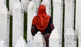 Saraybosna’daki 'savaş turizmi' katılımcıları, en güzel kadınları vurmak için birbiriyle yarışmış