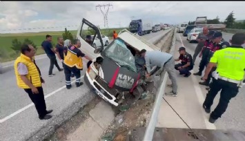 Afyonkarahisar'da feci kaza: Vinçle kurtuldu