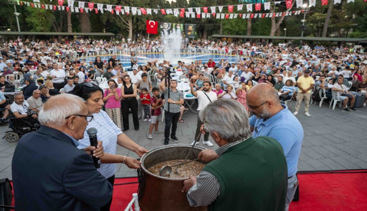 Bornova’da vicdan ve adalet sofrası: Büyükpark’ta 3500 kişiye aşure ikramı