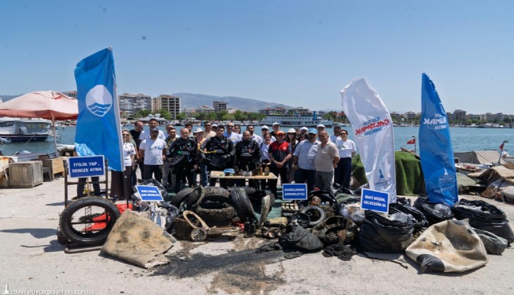 Bostanlı’da deniz dibinden çıkanlar şaşırttı: Lastik, masa, sandalye, klozet kapağı...